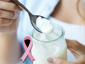 Manger du yaourt pourrait aider à réduire le risque de cancer du sein